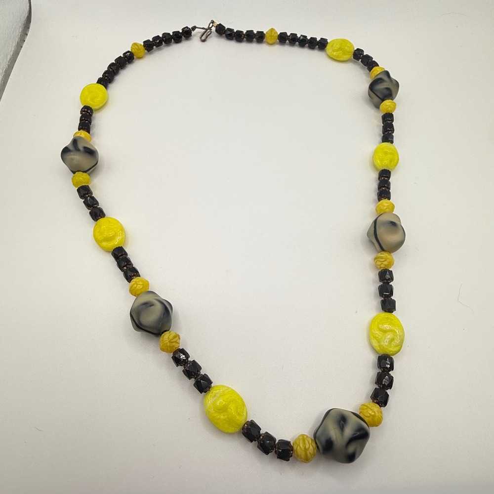 Vintage Yellow Black Grey Swirl Art Glass Beaded Necklace 22 Inch‎ Bohemian